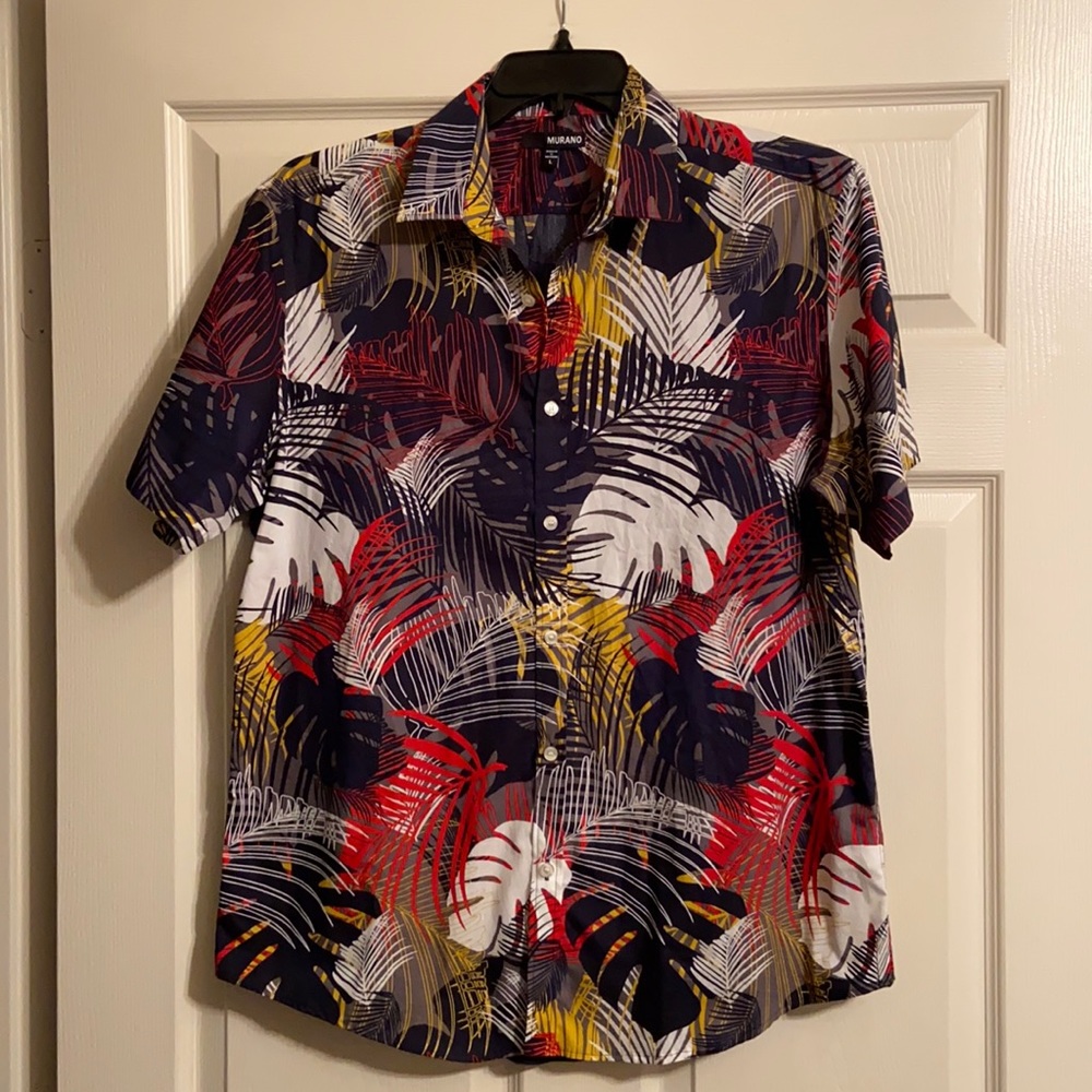 NWT Murano Short Sleeve Multicolor Button Down